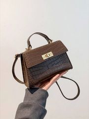 美品✨Pwaraプワラ 型押しレザー調 2wayミニハンドバッグ ゴールド金具 