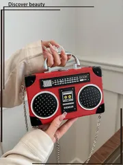 バッグ レディース ハンドルバッグ 1個 ラジオデザイン レッド ハンドバッグ、金属チェーンストラップ、ハードケース、音楽要素ファッションパーティークロスボディバッグ、面白いギフト、ストリートスタイル スピーカーデ