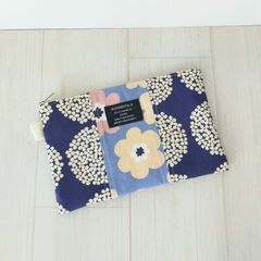 感謝価格　SALE パッチワーク　16cmファスナーポーチ　人気　ハンドメイド SALE パッチワーク 持ち手付き16cmファスナーポーチ ハンドメイド