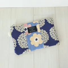 ハンドメイド　ファスナーポーチ　フラットポーチ　可愛いパッチワーク　北欧
