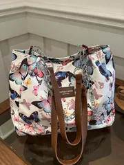 バッグ レディース ショルダーバッグ おしゃれなストライプのハンドバッグ - 大容量の女性用ショルダーバッグ - ジッパー付きトートバッグ 日常使い - ミニマリストのチェーンショルダートートバッグ 10代の女の子