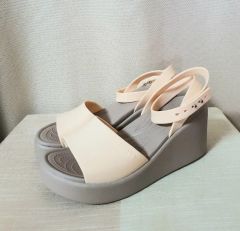 GianvitoRossiメトロポリス厚底サンダルくすみピンクラバー - メルカリ