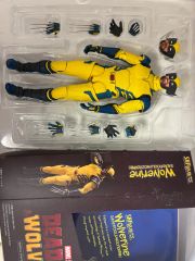 ウルヴァリンのマスク・デッドプールのヘッド - メルカリ