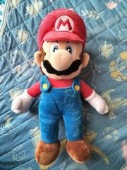 激レア2002年マリオサンシャインぬいぐるみポンプ付MarioSuns - メルカリ