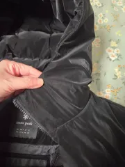 aritzia ダウンジャケットのサムネイル