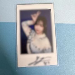 希少】yunocy ゆのしー 直筆サイン入りチェキ - メルカリ