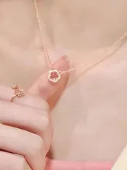 ジュエリー レディース ネックレス 1個 エレガントな女性用ジュエリー、ロマンチックな桜のネックレス、高級ニッチデザイン ローズゴールドの鎖骨チェーン、パーティーギフト、デイリーウェアに適しています