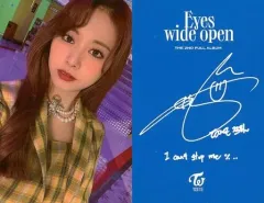 【中古】コレクションカード(女性) TWICE/ツウィ/バストアップ・裏面印刷サイン入り/CD「Eyes wide open」付属フォトカード
