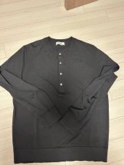 COS ブラック ヘンリーネック スリムメリノウールヘンリートップ L