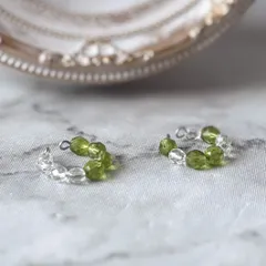 オリーブ クリア シルバー イヤーカフ シンプル 上品 丸 かわいい グリーン 小さめ【660】