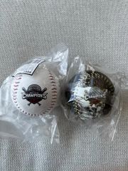 WBC 2009年 公式球 2種類？？ - メルカリ
