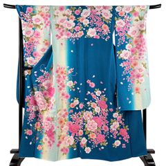 ☆中古品☆振袖 単品 正絹 青系花模様 B級品 ヤケ有り 振袖 - メルカリ