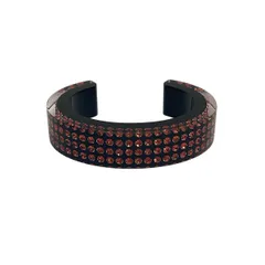 SWAROVSKI(スワロフスキー) バングル美品  - レッド×クリア×黒のサムネイル