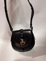 希少 FENDI フェンディ レザーキルティング ゴールド金具 ミニ