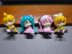 初音ミク 肩ズン タン フィギュア
