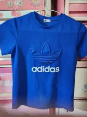 アディダス ロゴ 半袖Tシャツ 130〜140程度 クリーニング済