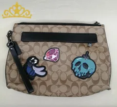 COACH × ディズニー シグネチャー 白雪姫 ワッペン キャンバス クラッチバッグ レディース コーチのサムネイル
