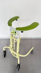 訓練用歩行器 Miniwalk S - メルカリ