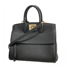 フェラガモ FERRAGAMO スモール STUDIO BAG ガンチーニ 黒 - メルカリ