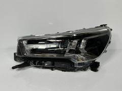 B9トヨタ ハイラックス 左ヘッドライト 美品81150-YP411 - メルカリ