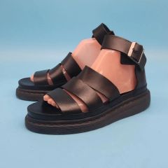 Dr.Martens Garin ブラック グルカサンダル 28cm - メルカリ