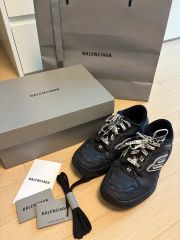 BALENCIAGA ハードクロックス 42 - メルカリ