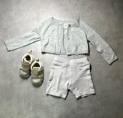 アシックス 12.5cm ベビーシューズ 3点セット babyGAP カーディガン futafuta パンツ 80cm 女の子 男の子 お出かけ セット まとめ売り asics ファーストシューズ スニーカー グレー ホワイト 出産準備 12.5 80