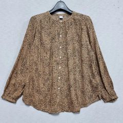 美品 自由区 大きいサイズ44 ドットプリントブラウス 洗える 千鳥 