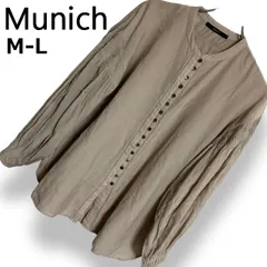 Munich ミュニック バンドカラーブラウス グレージュ 綿55%レーヨン45% パフスリーブ スモッキング バルーン袖 シアー フロントスナップ ギャザー ボヘミアン ナチュラル カジュアル 羽織 春夏 レディース M-L【OS】のサムネイル
