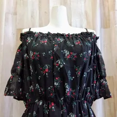 【美品✨️】INGNI イング 大人可愛い❁小花柄オフショルロングワンピース M ブラック×ホワイト×レッド×グリーン×ベージュ 春夏 ポリエステル100％