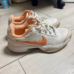 最終値下げNIKE GOLF シューズ 379213-114 26cm - メルカリ