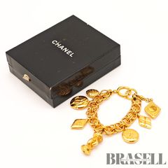 CHANEL チャーム ブレスレット ゴールドカラー - メルカリ
