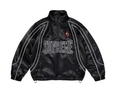 2026年最新】supreme satin hooded track jacketの人気アイテム - メルカリ
