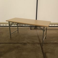 美品 コーナン 会議用長テーブル 幅1800✕奥行600x高さ700（mm