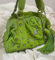 MCM スタッズ トートバッグ