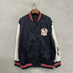 MLB ニューヨーク・ヤンキース スタジャン ジャケット アウター XS D01654