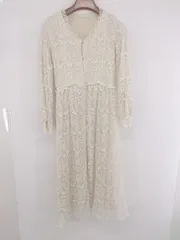 ◇ MAJESTIC LEGON 甘め ガーリー 着回し チュール重ね 刺繍 長袖 膝下丈 ワンピース サイズM ベージュ系 レディース P  【1307060006355】