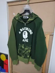 A BATHING APE(アベイシングエイプ) COLOR カモフラ リラックスドフィット フール ジップアップ WHO