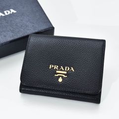 PRADA 三つ折り財布 ヴィッテロムーブ 三角ロゴ