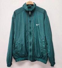 新品 NIKE ナイキ ナイロンジャケット グリーン 渋谷龍太 着用モデル S
