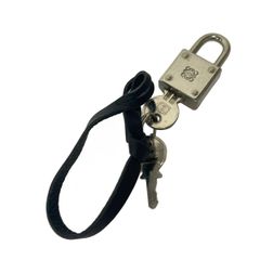 未使用ロエベ クロシェットカデナキー 南京錠 ゴールド - メルカリ