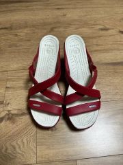 よし様専用 廃盤品 美品 クロックス サイプラス 赤 ヒール サンダル W6