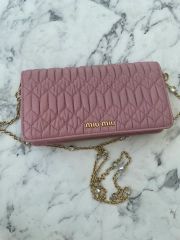 美品】MIU MIU マテラッセ チェーンショルダーバッグ 5BD138 - メルカリ