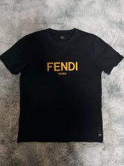 FENDI ズッカ柄ロゴパッチ Tシャツ ブラック - メルカリ