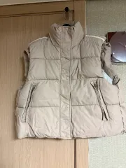 新品 ベージュカラー ウェルロン ダウンベスト