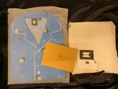 新品未使用】BTS JIN 天使パジャマ Mサイズ - メルカリ