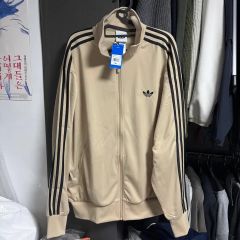 adidas レディース ジャージ S ベージュ/ブラック 藤井風 - メルカリ