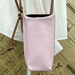 美品TOGA PULLA iphone ケース 手帳型ショルダー - メルカリ