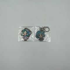  Miku 2015雪ミク2015 スリラーカラオケ缶バッジキーホルダー 雪ミク2015 スリラーカラオケ歌屋限定 缶バッジキーホルダー コラボ