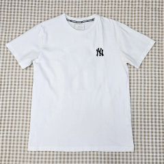 Looney tunesxMLB BTTF NY Tee サイズL レア物 - メルカリ